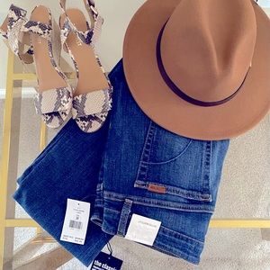 Joe’s Jeans new with tags. 29 in petite bootcut, the classic fit. Super cute!